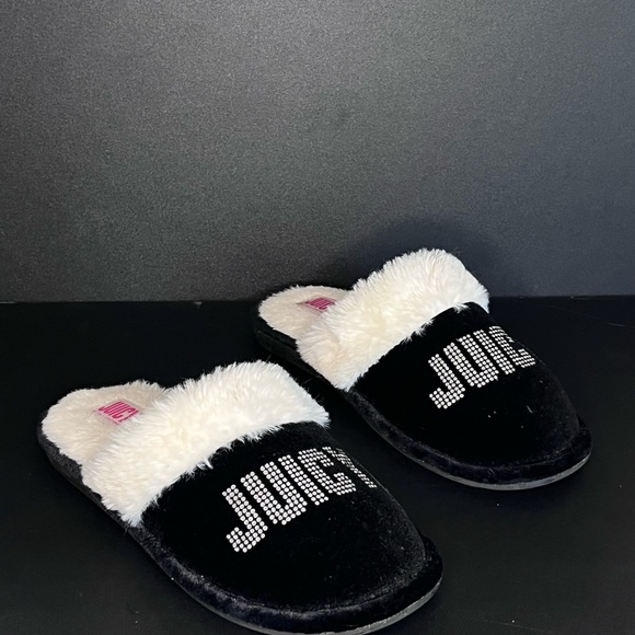 Juicy couture bedazzled house slippers - Picture 6 of 7